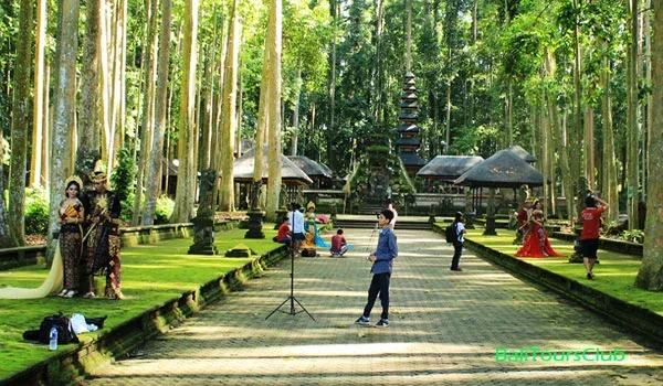Tempat Foto Prewedding Di Sangeh Bali