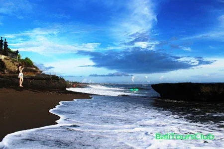 Objek wisata pantai Batu Bolong