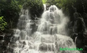 Objek wisata air terjun Kanto Lampo