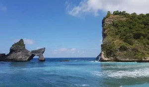 Pantai Atuh Nusa Penida