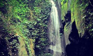 Objek wisata Air Terjun Pengempu di Tabanan
