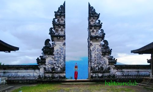 Objek wisata Pura di Bali - Pura Penataran Agung Lempuyang