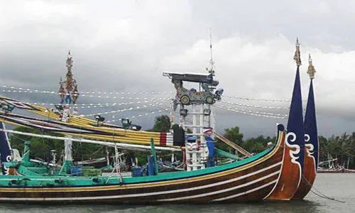 Perahu di Pantai Perancak Jembrana