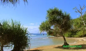 Objek wisata pantai Nusa Dua Bali
