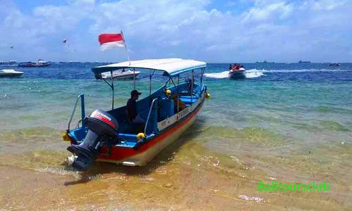 Glass bottom boat ke pulau Pudut