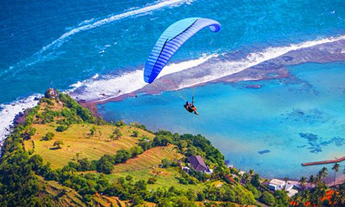 Paralayanag - Paragliding di bukit Timbis Bali