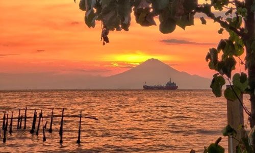 Sunset di pantai Loang Baloq